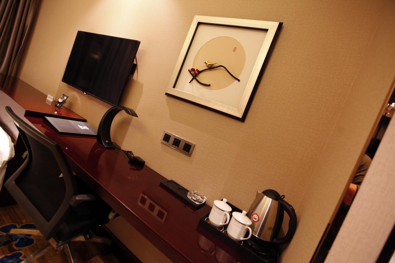 Petrochemical Engineering Hotel Harbin Esterno foto
