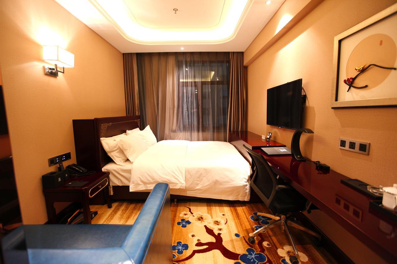 Petrochemical Engineering Hotel Harbin Esterno foto